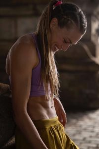 Colleen Quigley hot abs